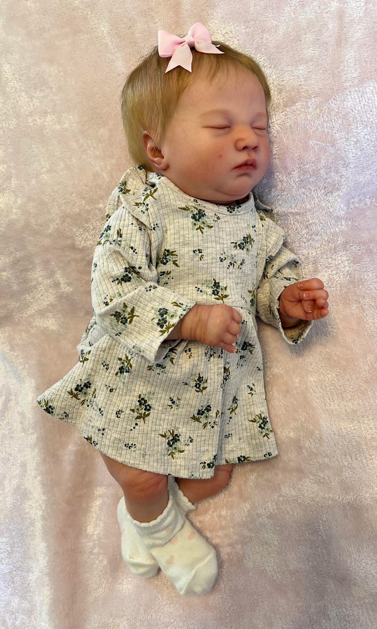 Bebê reborn dormindo feito por Danielle